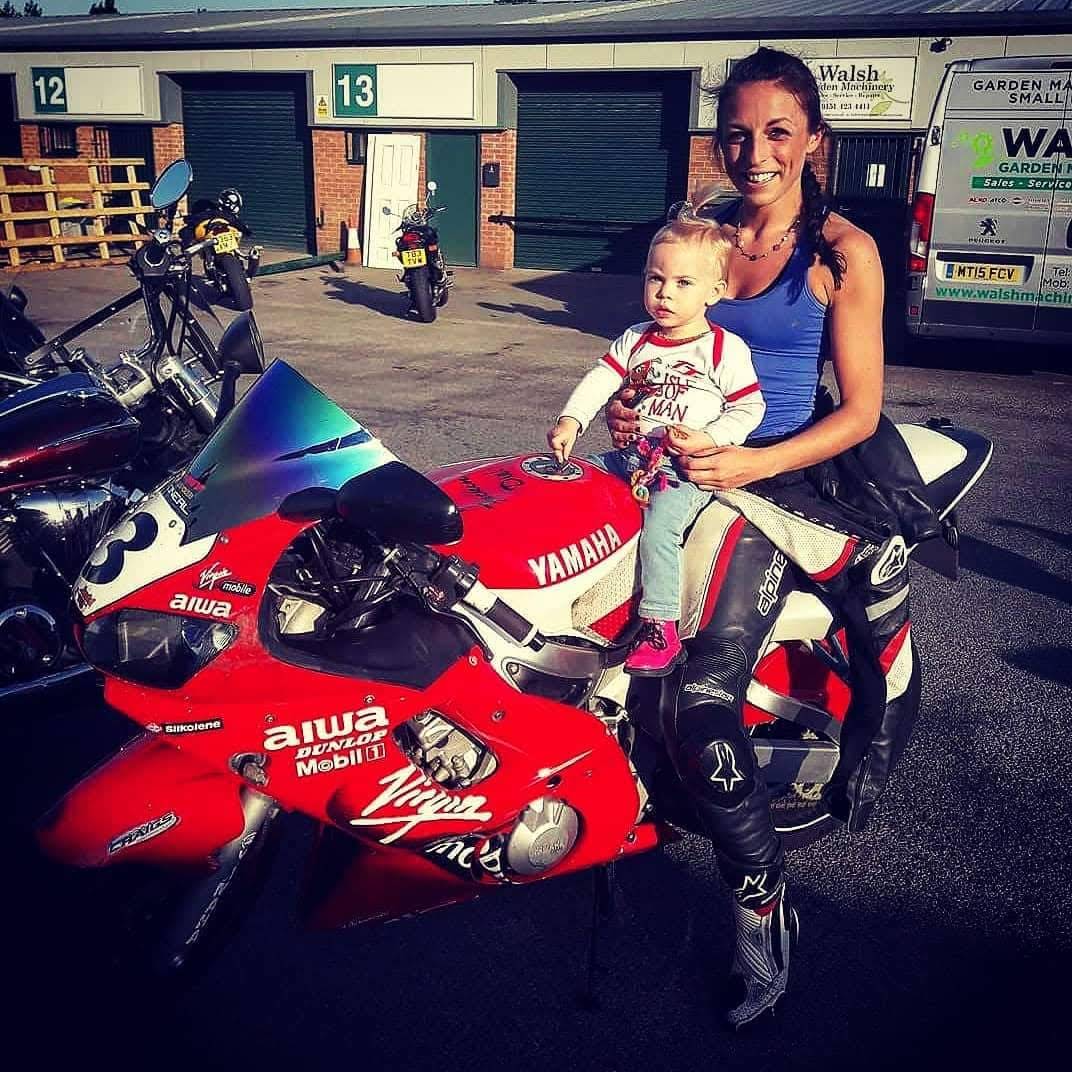 received_298152757635133