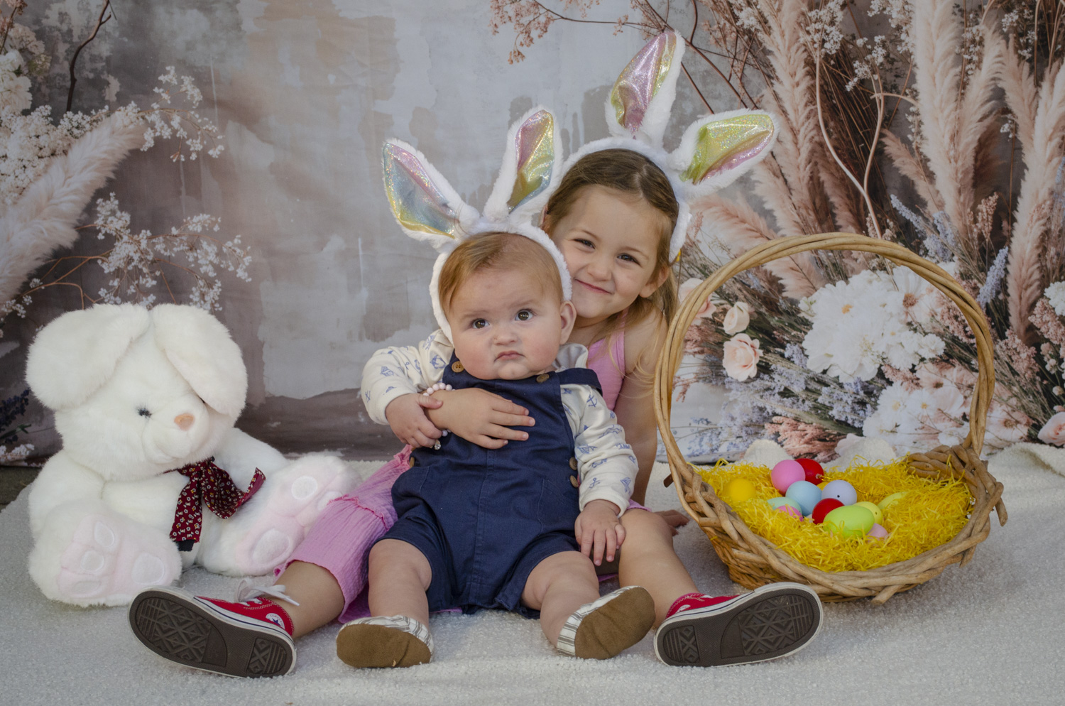 Easter bunny family photograph of two siblings. Taken by Te Awamutu, Waikato based photographer Donna Powell from Donna May Photography